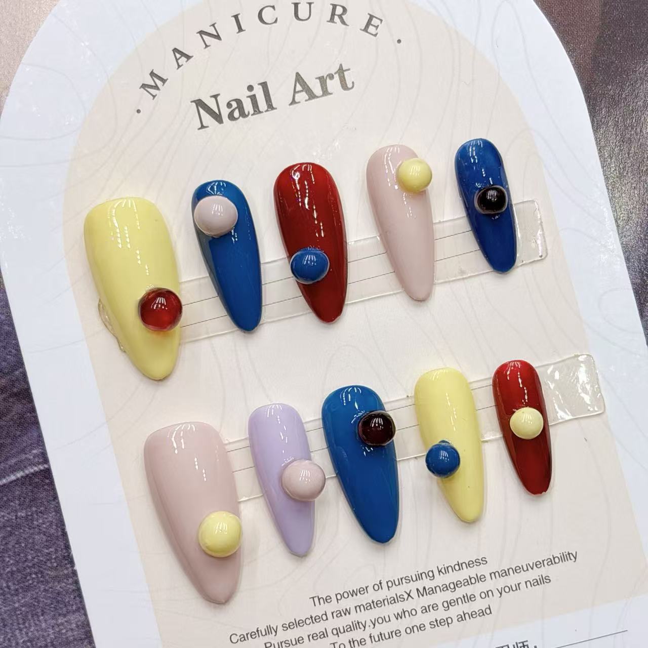 Nail Art Fake - เล็บปลอมสีสันสดใส สวยเก๋ พรีเมียม คุณภาพสูง แบบกดติด รูปทรงสั้น