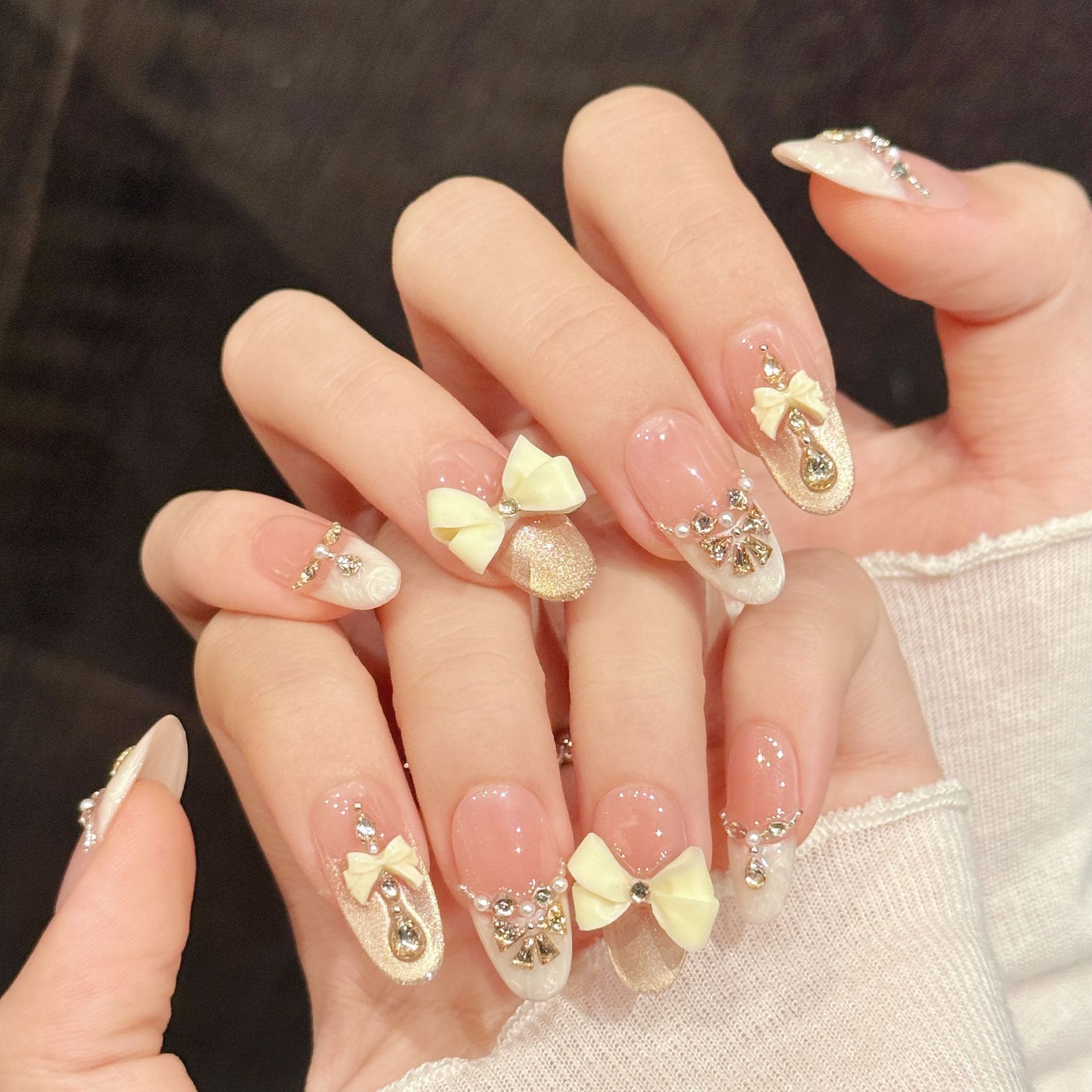 เล็บปลอมทำมือ 10 ชิ้น ลายตาแมว - Nail Art French Nails บทวิจารณ์และราคา