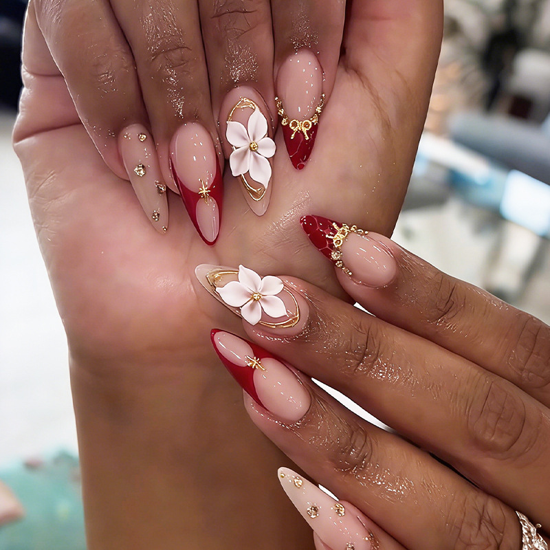 ชุดเล็บปลอมแบบกดติด 24 ชิ้น ลา - Nail Art Fake บทวิจารณ์และราคา