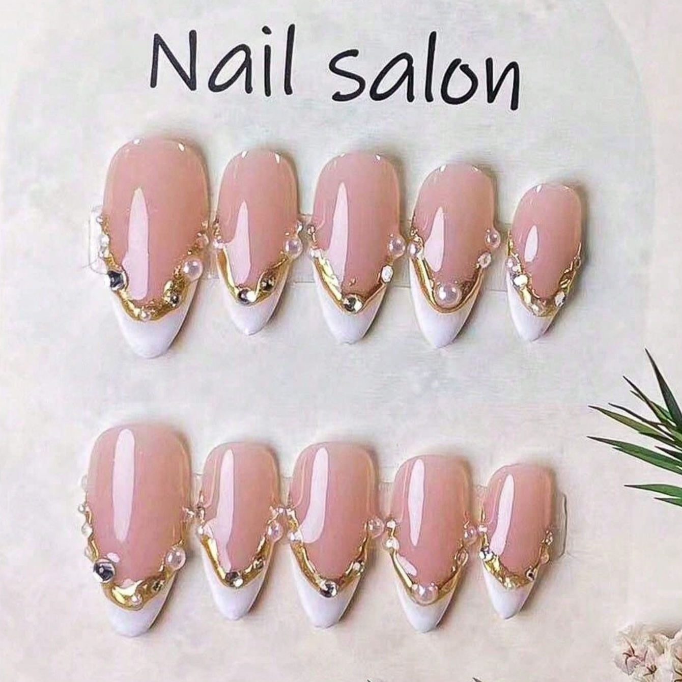 เล็บปลอมรูปทรงอัลมอนด์ทำมือ 10 - Nail Art French Nails บทวิจารณ์และราคา