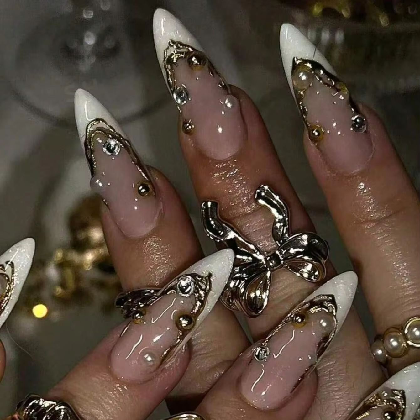 เล็บปลอมรูปทรงอัลมอนด์ทำมือ 10 - Nail Art French Nails บทวิจารณ์และราคา
