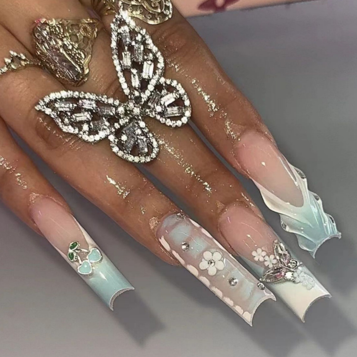เล็บปลอมแบบกดติดลายดอกไม้ 24 ช - Nail Art French Nails บทวิจารณ์และราคา